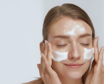 6 Reasons why your skin gets oily easily?