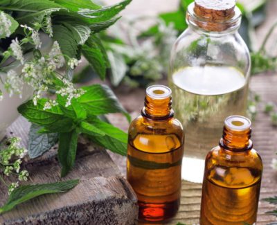 How to use essential oils for dry skin nourishing?