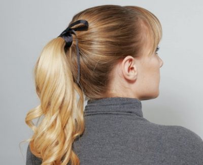 How to groom your hair with accessories?
